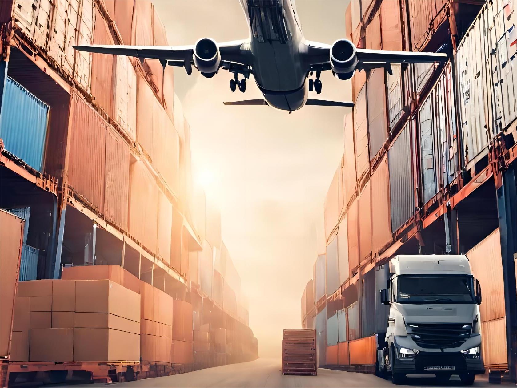 Comparison table of global freight shipping methods for 2026